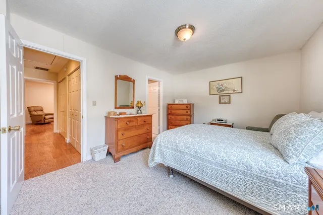 $294,400 | 128 Farmington Chase Crescent, Unit 128, Farmington, CT 06032