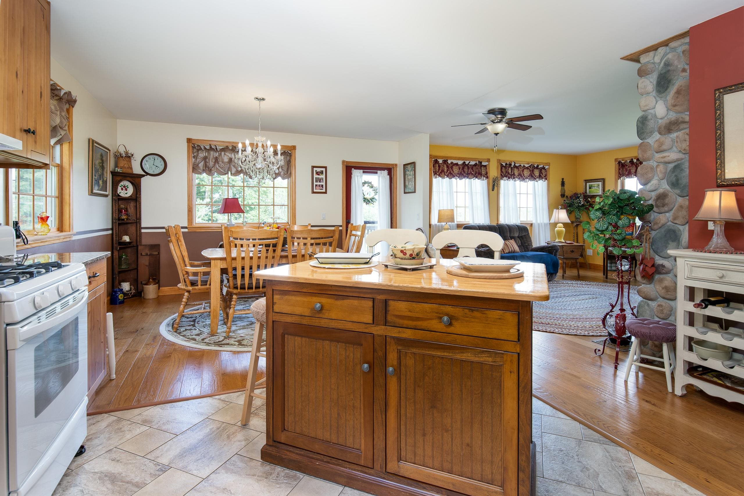 693 Little Sherburne Road Killington, VT 05751 - Photo 13 of 54