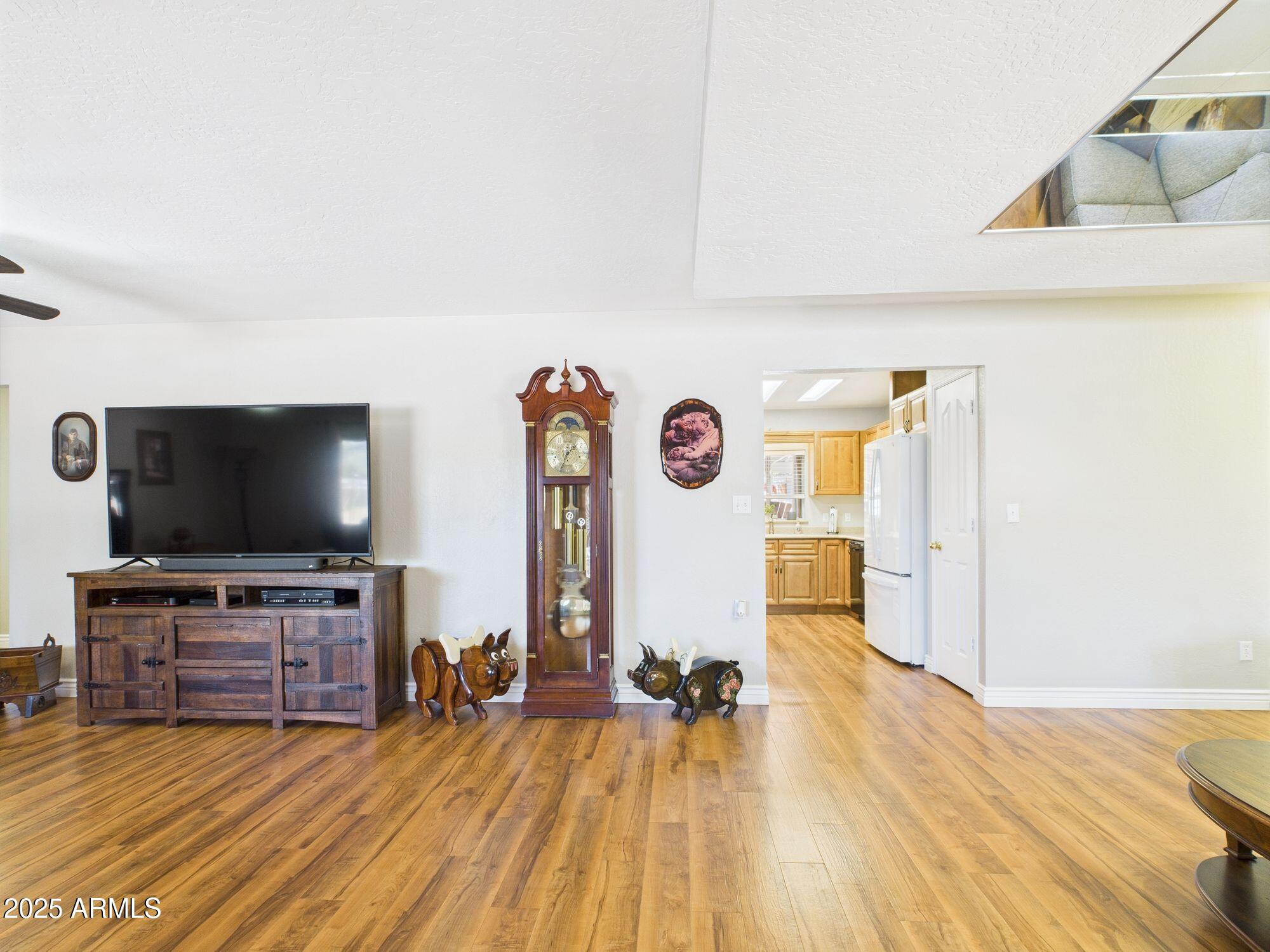 800 East Frontier Street Payson, AZ 85541 - Photo 8 of 40 5-web-or-mls-CAM03379G0-PR0136-STILL005