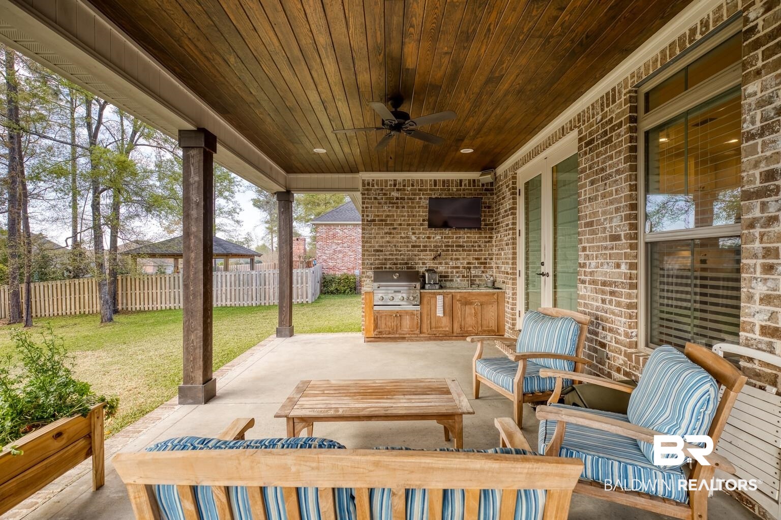 6263 Garrison Drive Daphne, AL 36527 - Photo 39 of 50 Outdoor Kitchen