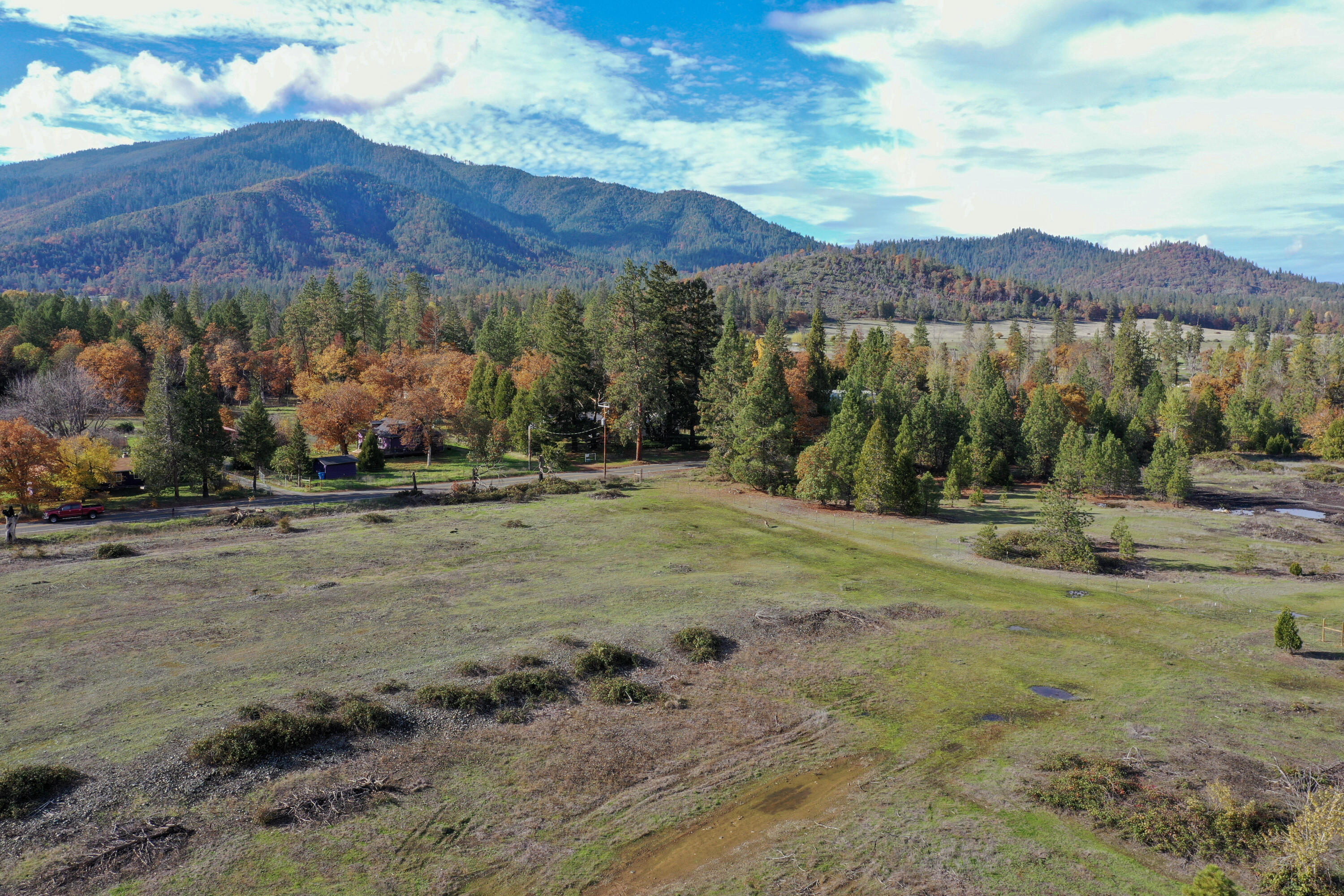 500 Powell Creek Road Williams, OR 97544 - Photo 22 of 28 21-DJI_0038