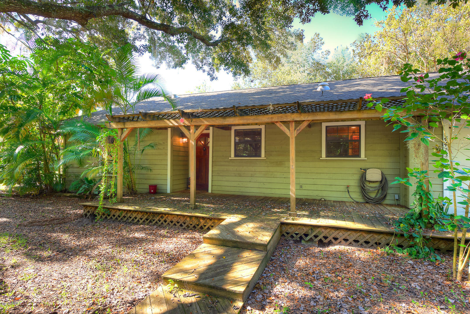 4473 Country Road Melbourne, FL 32934 - Photo 4 of 28 front3