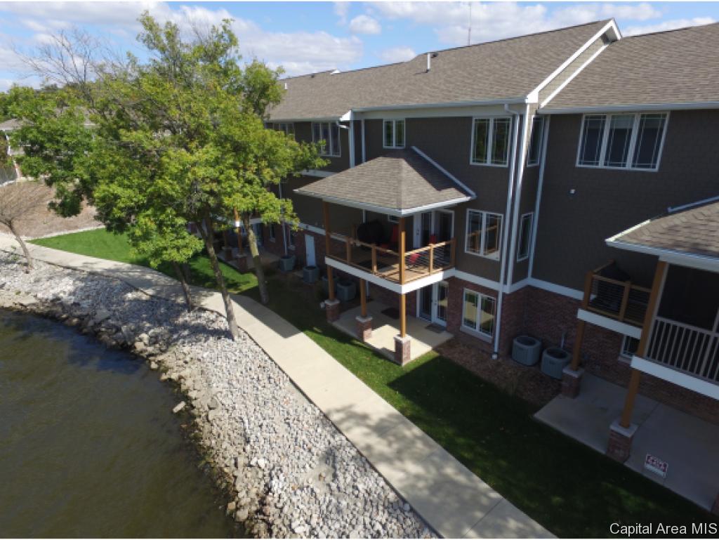 9 Waters Edge Boulevard, Unit 11 Springfield, IL 62712 - Photo 1 of 36 Gallery Image 1