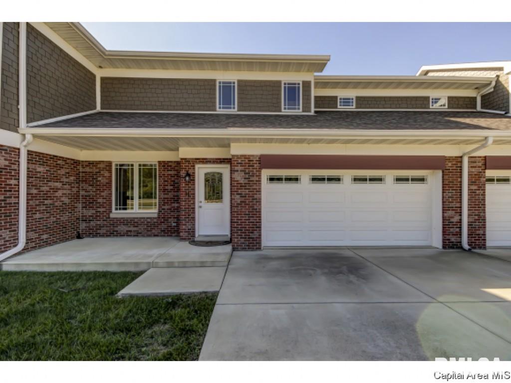 9 Waters Edge Boulevard, Unit 11 Springfield, IL 62712 - Photo 2 of 36 Gallery Image 2