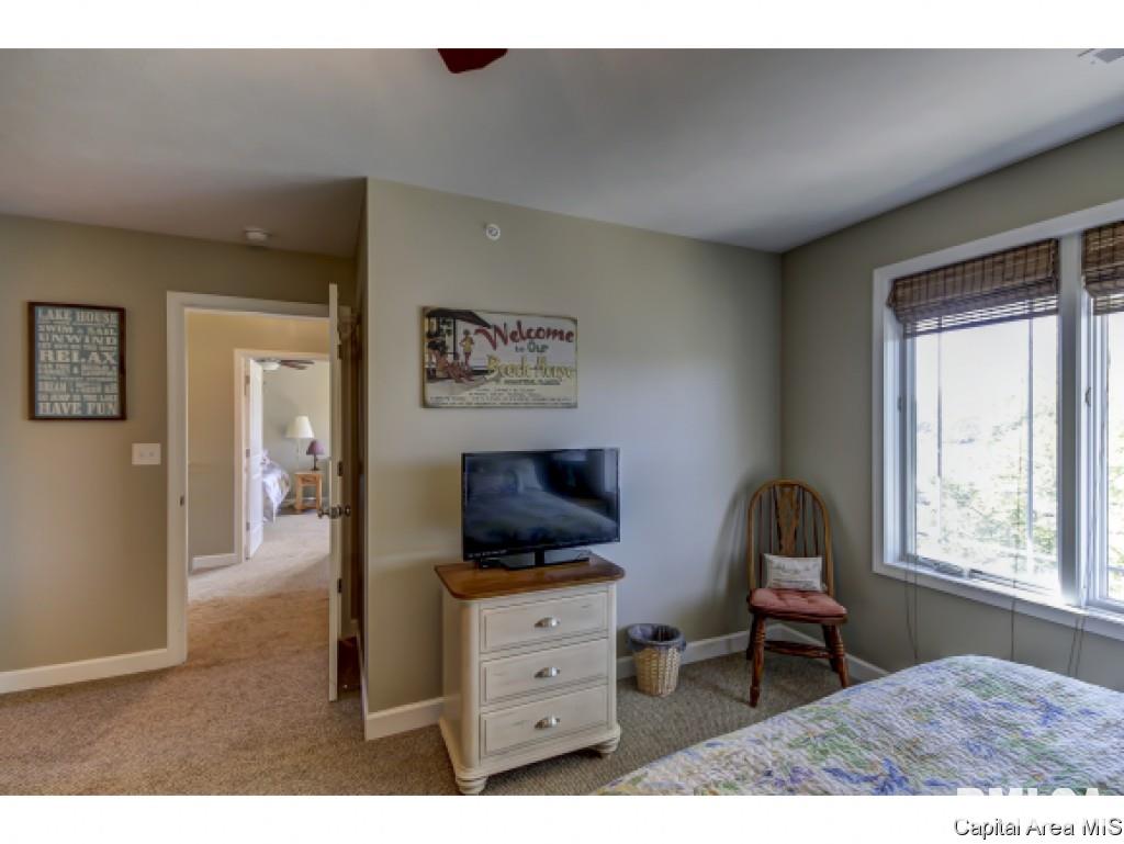 9 Waters Edge Boulevard, Unit 11 Springfield, IL 62712 - Photo 24 of 36 Gallery Image 24
