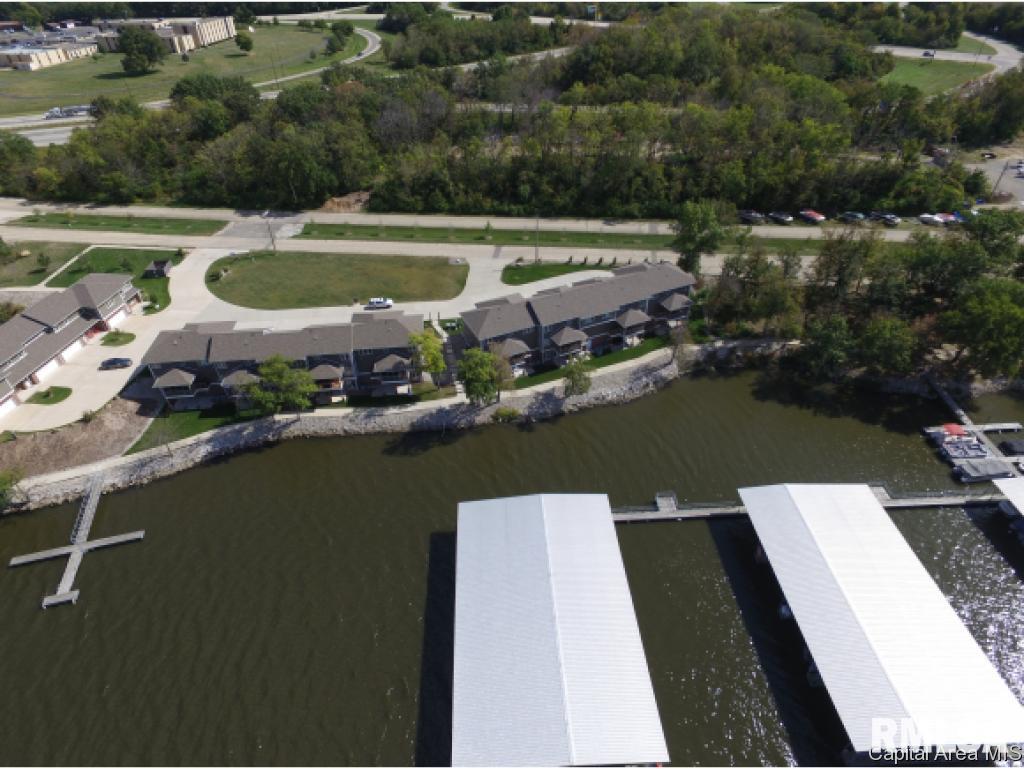 9 Waters Edge Boulevard, Unit 11 Springfield, IL 62712 - Photo 25 of 36 Gallery Image 25