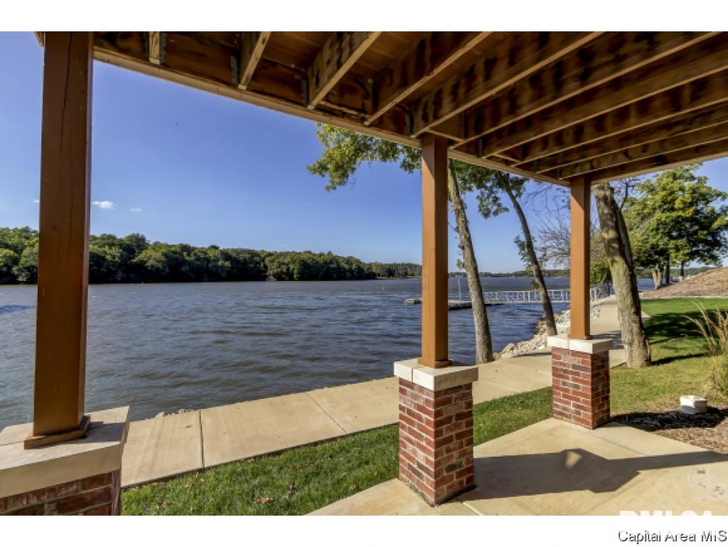 9 Waters Edge Boulevard, Unit 11 Springfield, IL 62712 - Photo 31 of 36 Gallery Image 31