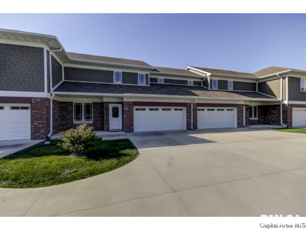 9 Waters Edge Boulevard, Unit 11 Springfield, IL 62712 - Photo 35 of 36 Gallery Image 35