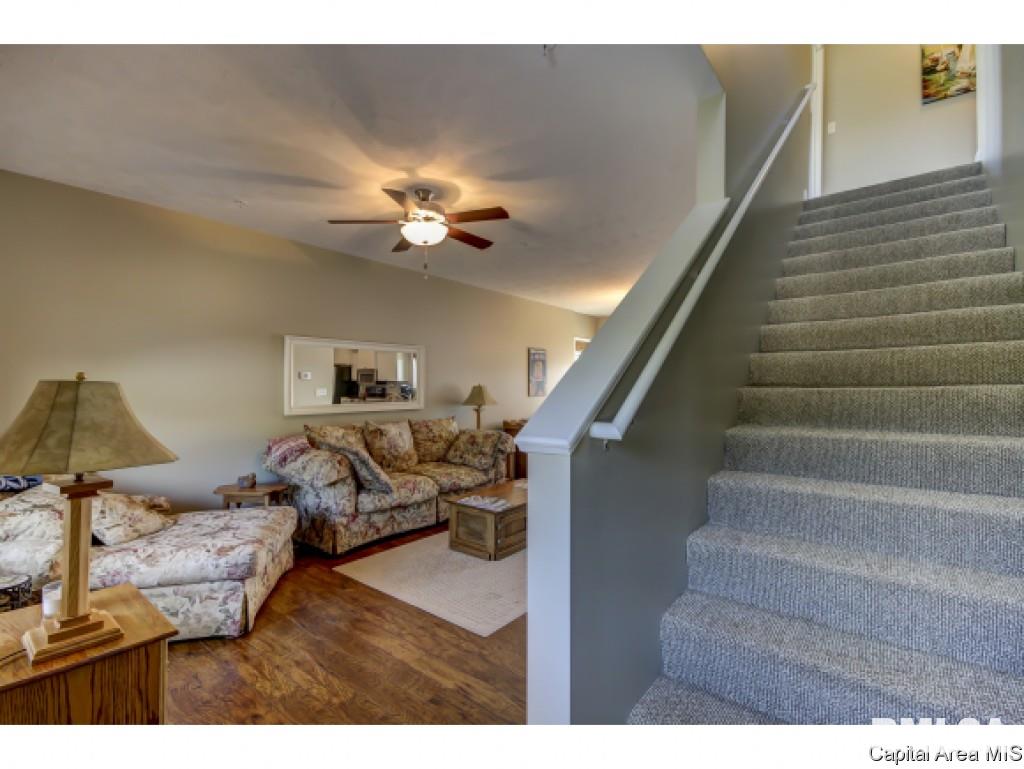9 Waters Edge Boulevard, Unit 11 Springfield, IL 62712 - Photo 4 of 36 Gallery Image 4