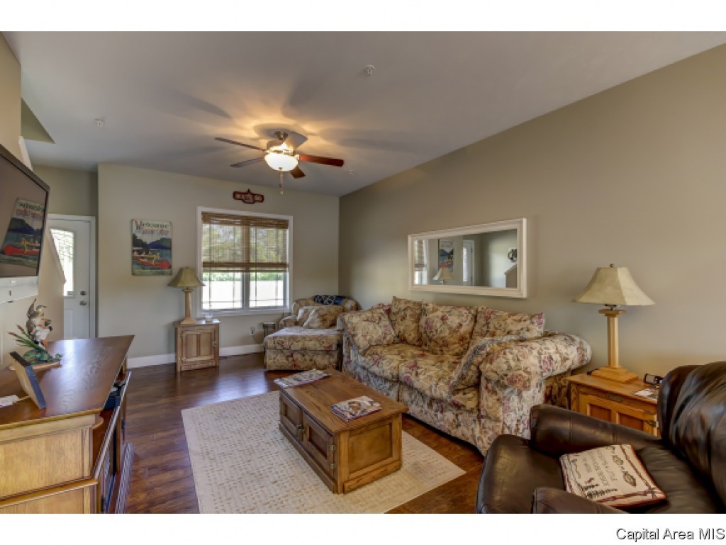 9 Waters Edge Boulevard, Unit 11 Springfield, IL 62712 - Photo 7 of 36 Gallery Image 7
