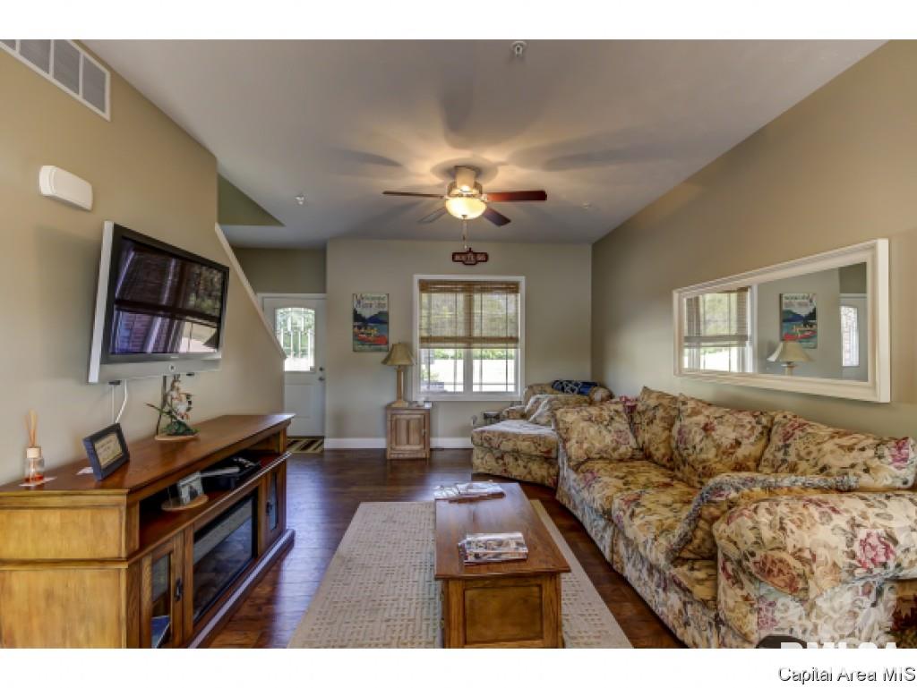 9 Waters Edge Boulevard, Unit 11 Springfield, IL 62712 - Photo 8 of 36 Gallery Image 8