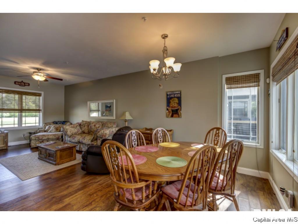 9 Waters Edge Boulevard, Unit 11 Springfield, IL 62712 - Photo 10 of 36 Gallery Image 10