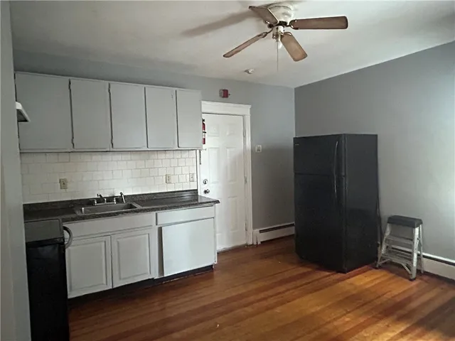 $1,650 | 915 Dexter Street, Unit 2R, Central Falls, RI 02863