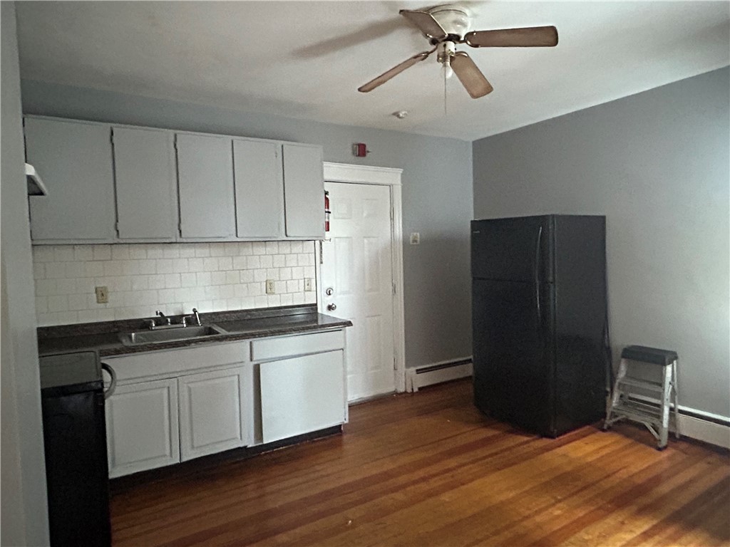 915 Dexter Street, Unit 2R Central Falls, RI 02863 - Photo 3 of 12