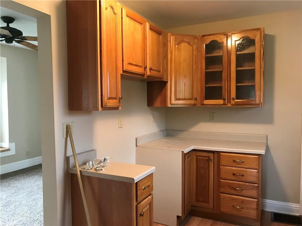 852 North Burnett Road Springfield, OH 45503 - Photo 7 of 19 Gallery Image 7