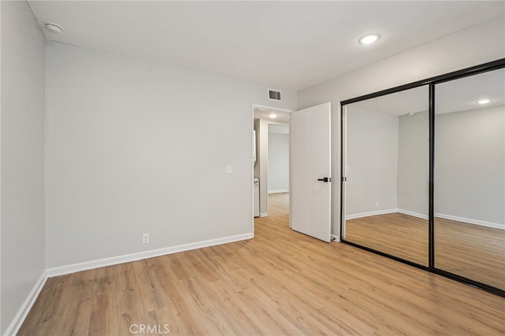 420 West Windsor Road Glendale, CA 91204 - Photo 12 of 21