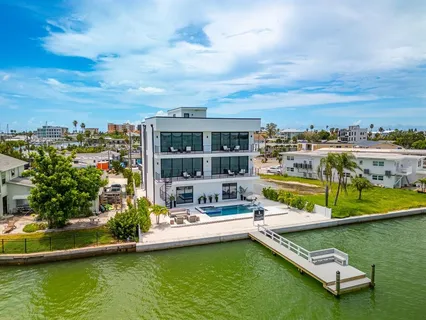 $8,650,000 | 445 129th Avenue East, Madeira Beach, FL 33708