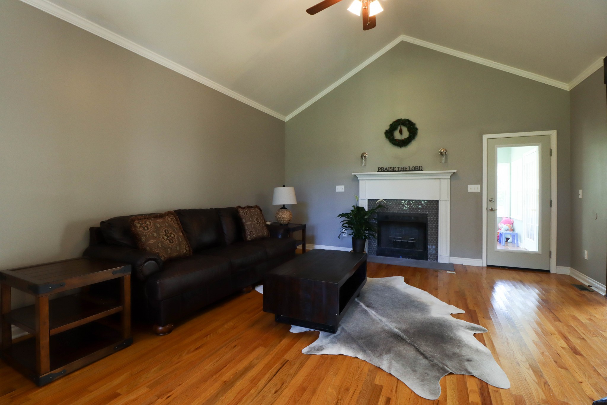 4170 Fizer Road Springfield, TN 37172 - Photo 5 of 21 a living room with furniture and a fireplace