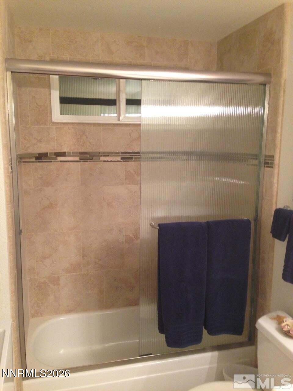 400 South Saliman Road, Unit 14 Carson City, NV 89701 - Photo 11 of 35 a bathroom with a shower