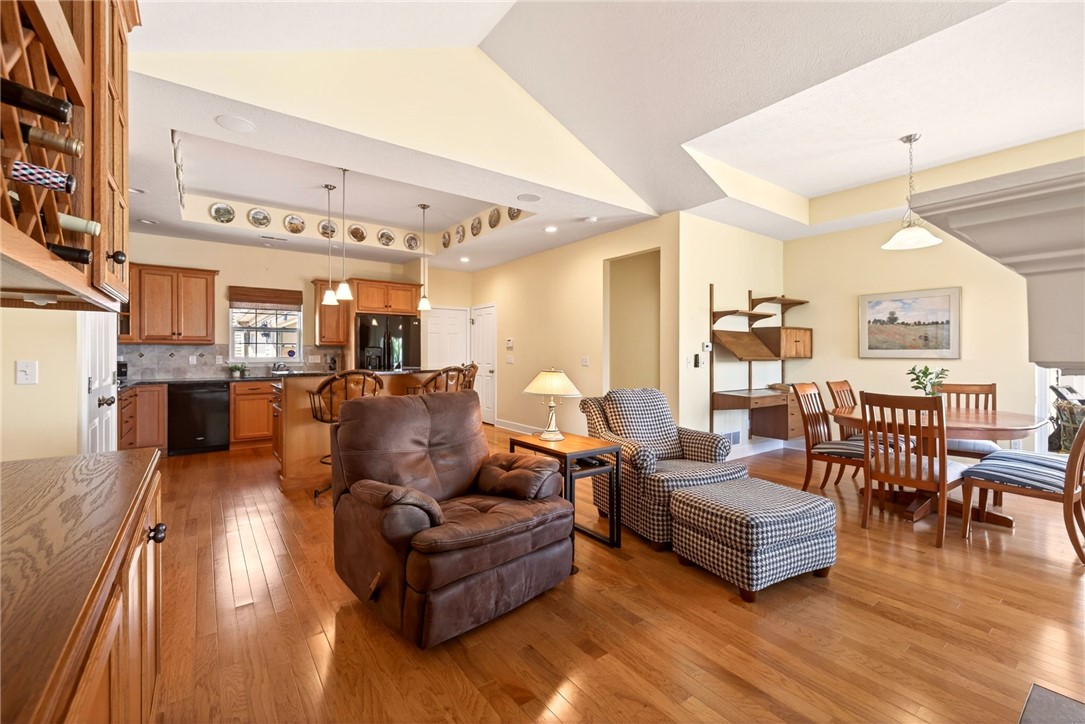 3238 Abbey Road Canandaigua Town, NY 14424 - Photo 25 of 47