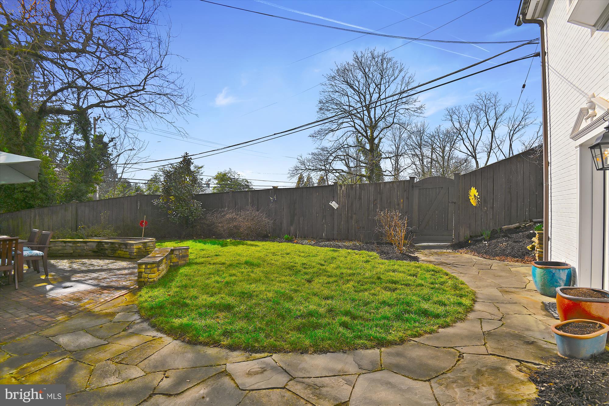 6400 Murray Hill Road Baltimore, MD 21212 - Photo 23 of 71 Extensive hardscape out back