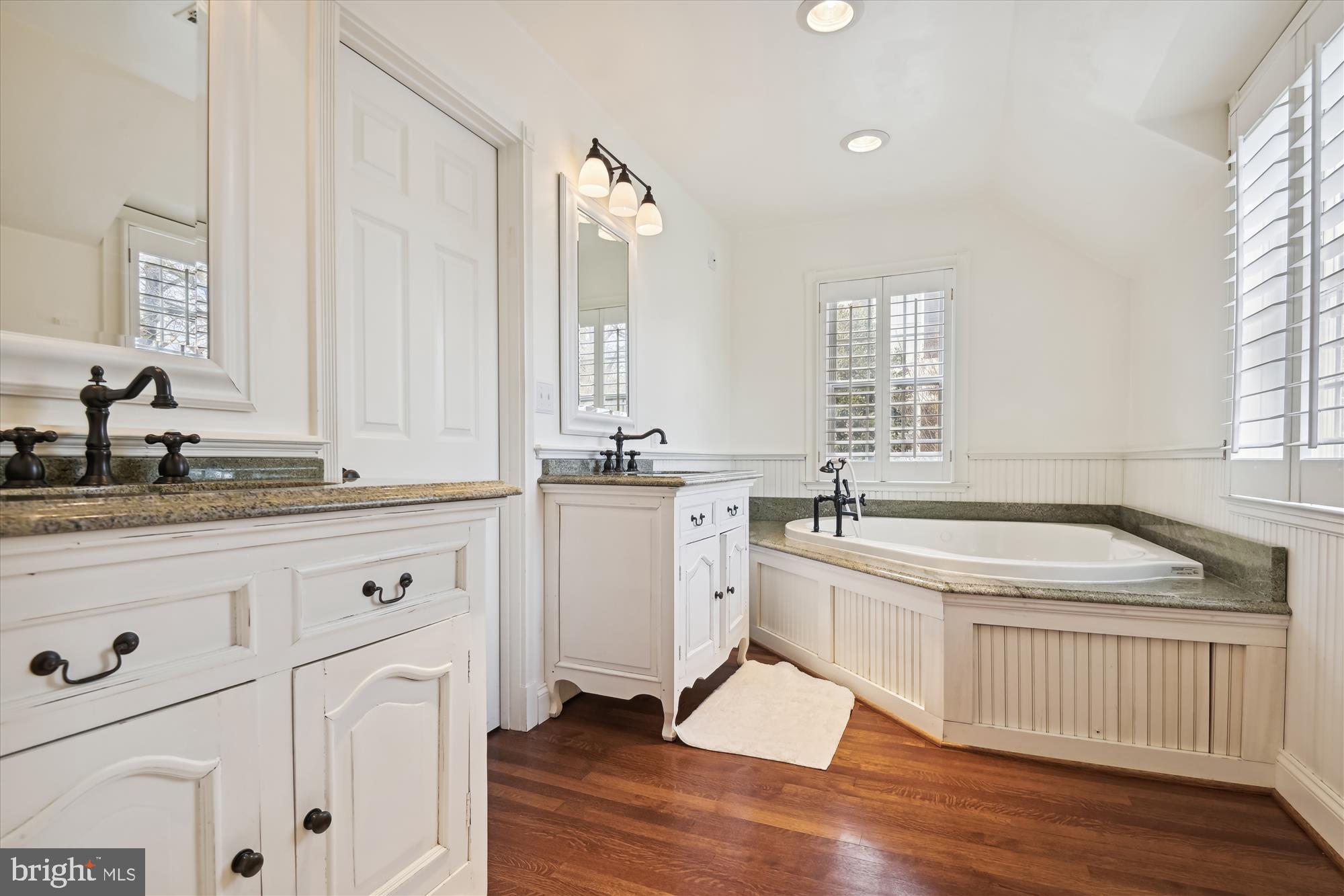 6400 Murray Hill Road Baltimore, MD 21212 - Photo 45 of 71 Primary En-Suite with 2 vanities