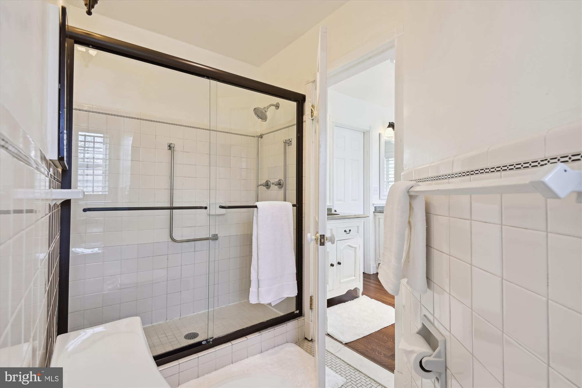6400 Murray Hill Road Baltimore, MD 21212 - Photo 47 of 71 Separate shower & toilet room in Primary