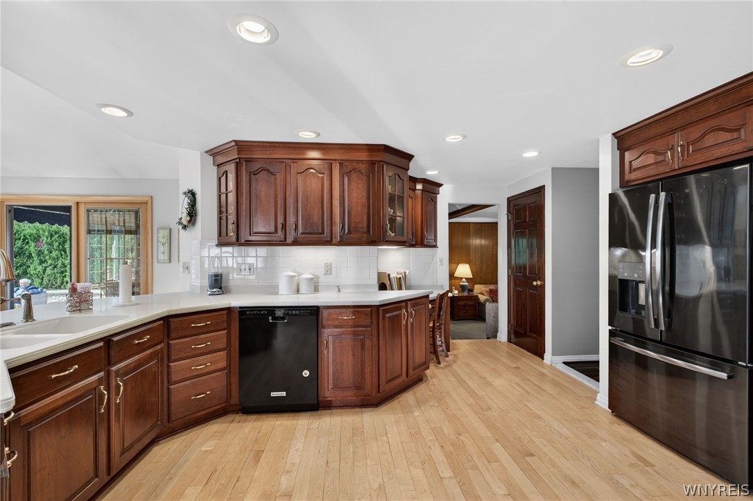 153 The Paddock Amherst, NY 14221 - Photo 11 of 47