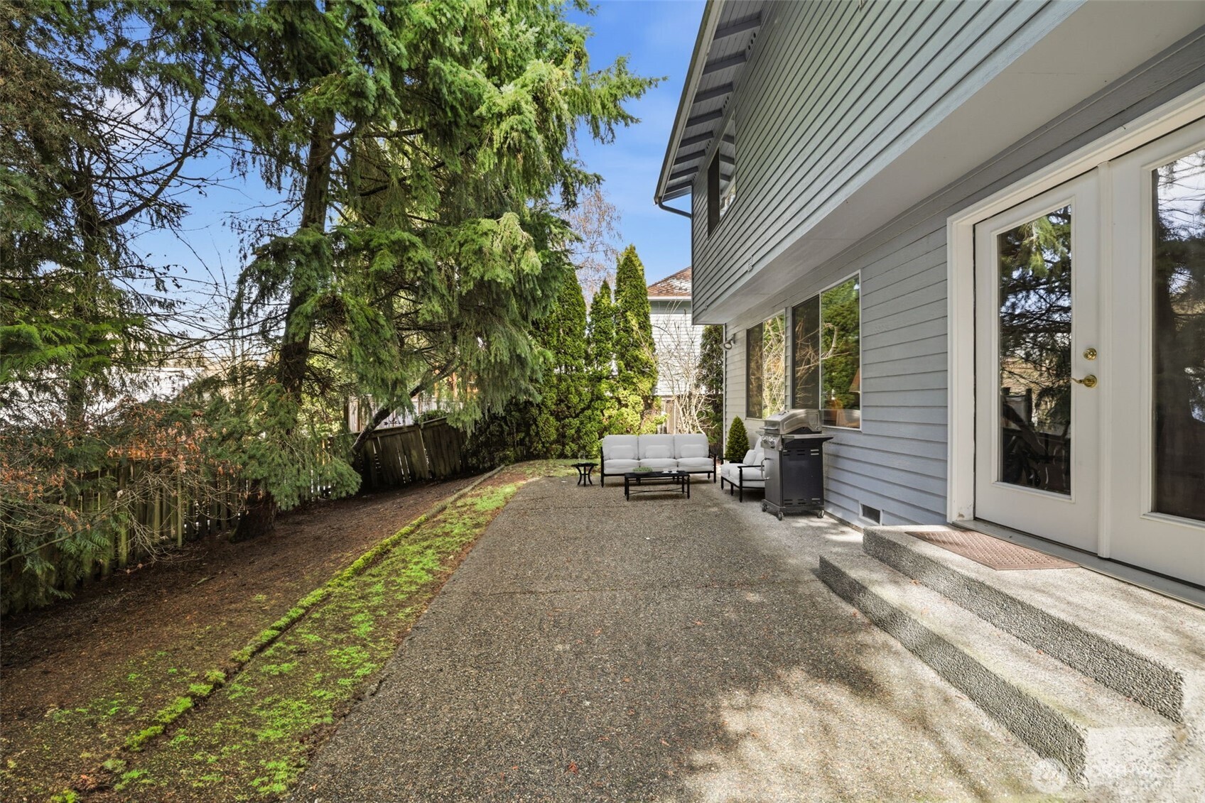 32413 7th Avenue Southwest Federal Way, WA 98023 - Photo 34 of 39 a view of a house with backyard and sitting area