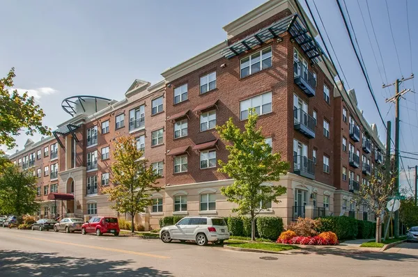 $489,000 | 3000 Vanderbilt Place, Unit 413, Nashville, TN 37212