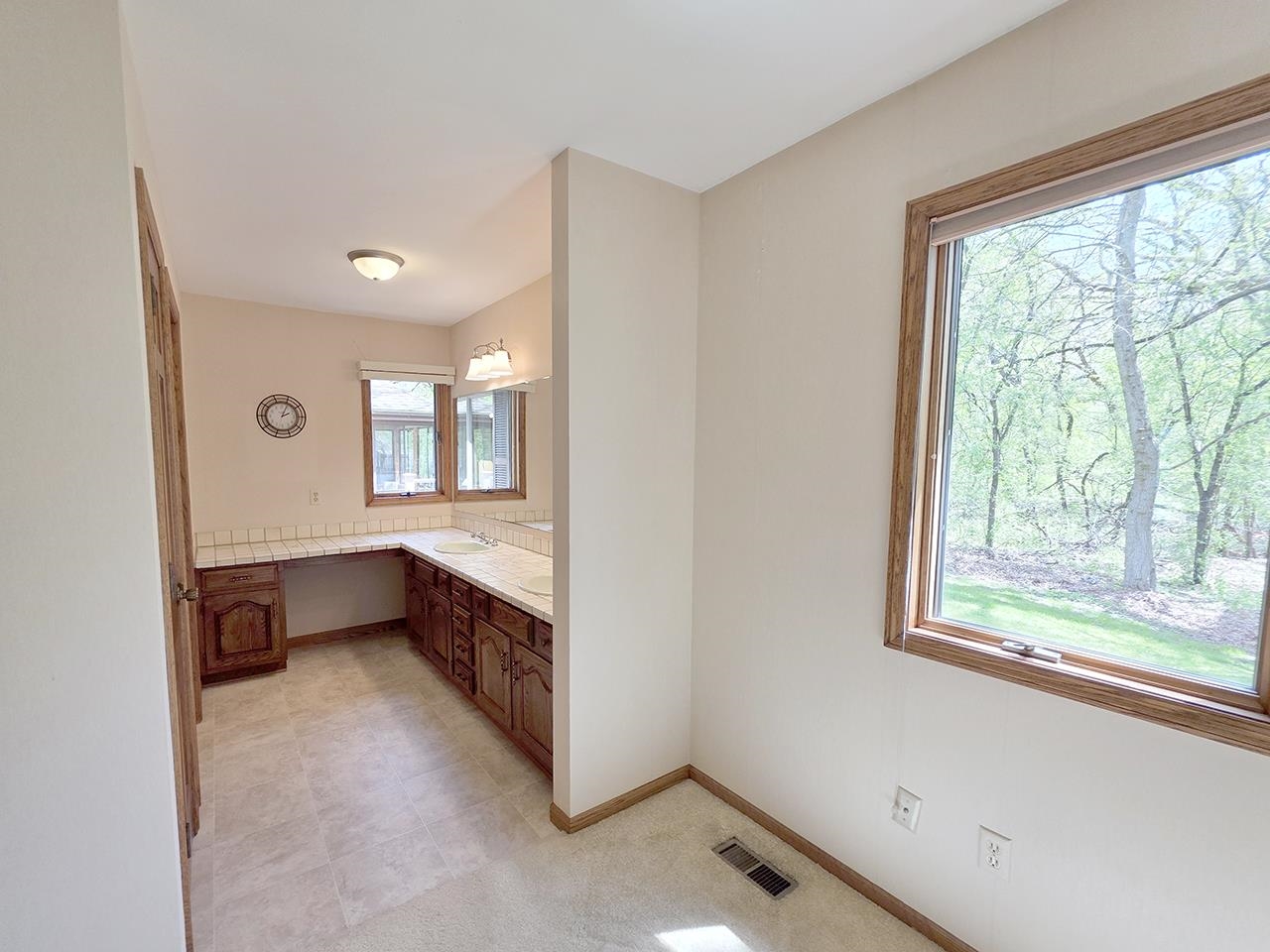 2322 East Sylvan Lane Milton, WI 53563 - Photo 26 of 63