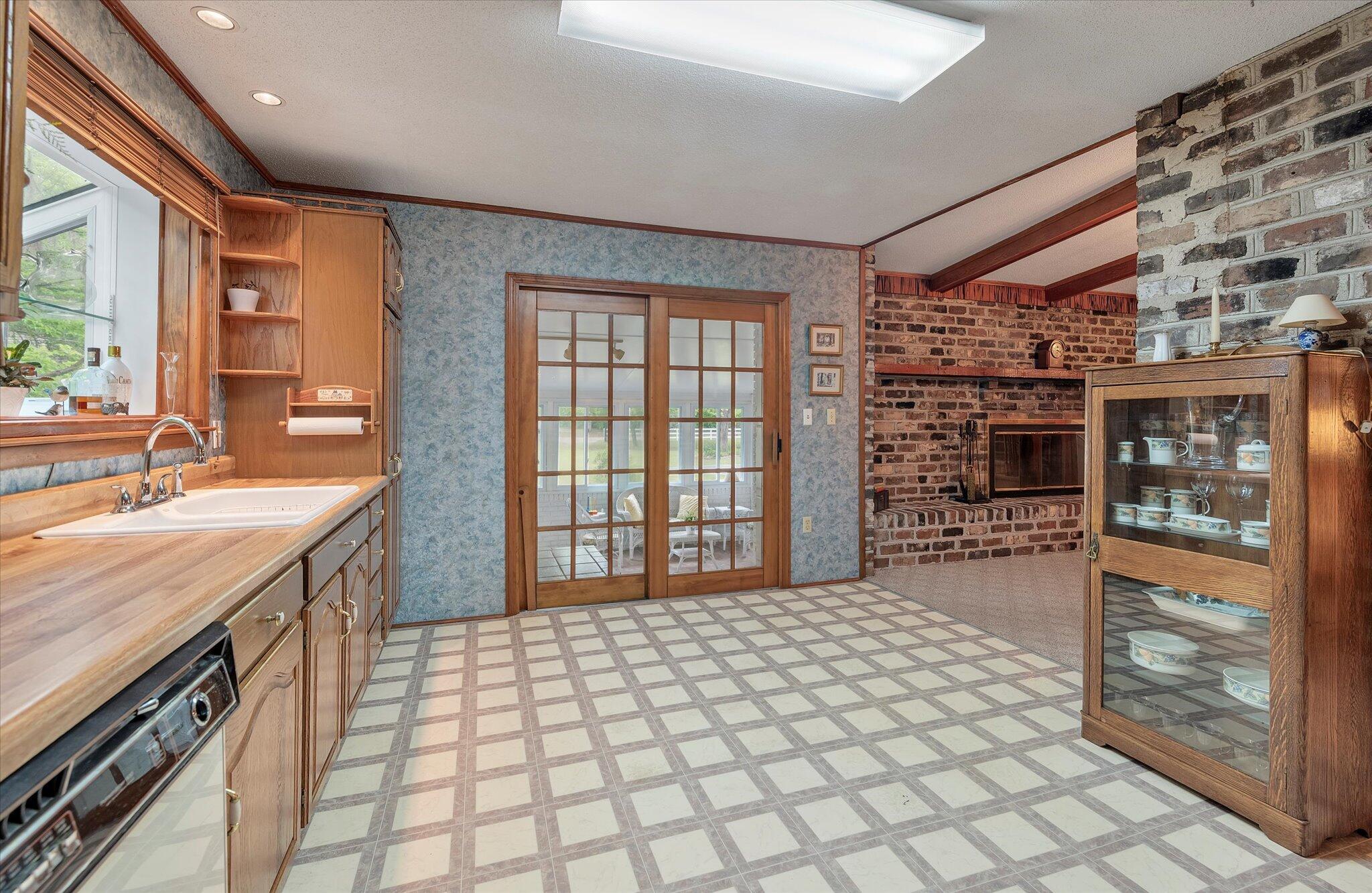 7019 Old Jacksonboro Road Ravenel, SC 29470 - Photo 24 of 73 26-7019 Old Jacksonboro-42