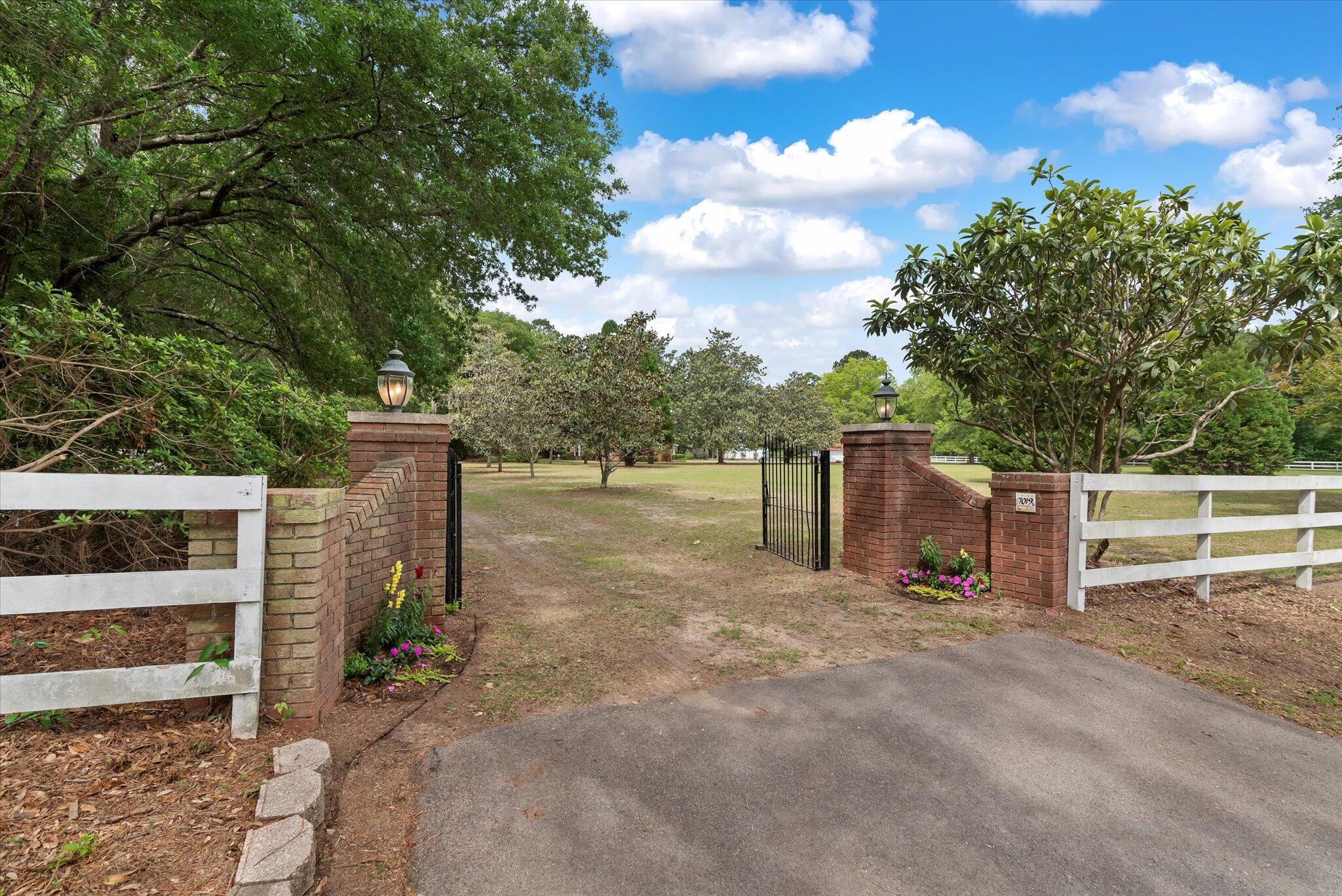 7019 Old Jacksonboro Road Ravenel, SC 29470 - Photo 62 of 73 05-7019 Old Jacksonboro-16