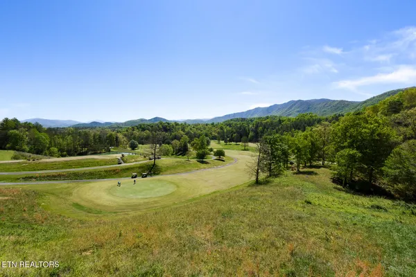 $385,000 | 1148 Laurel Road, Townsend, TN 37882