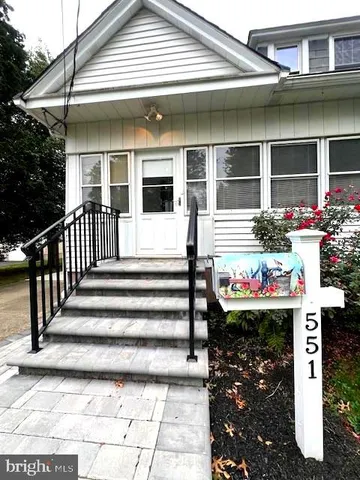 $2,750 | 551 Washington Avenue, Ewing, NJ 08628