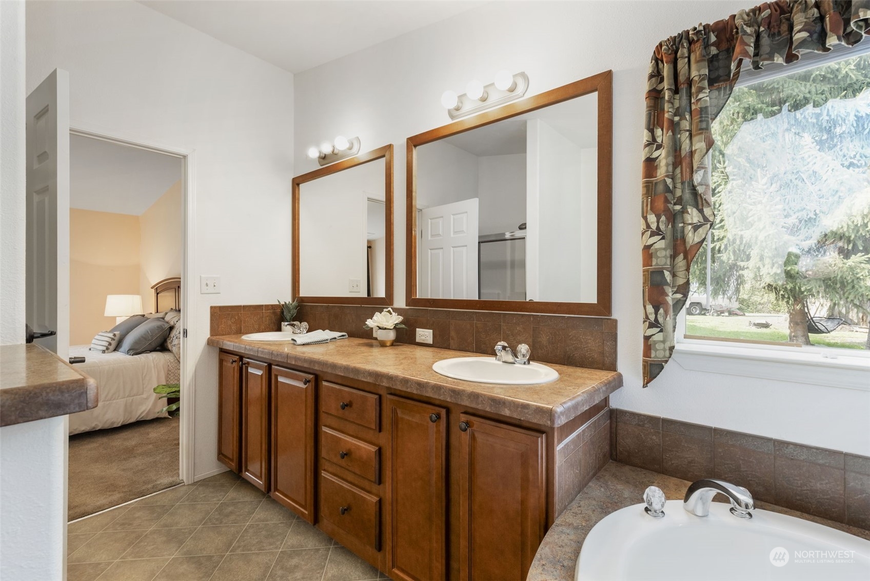 111 Northeast Raintree Lane Tahuya, WA 98588 - Photo 17 of 35 Gallery Image 17