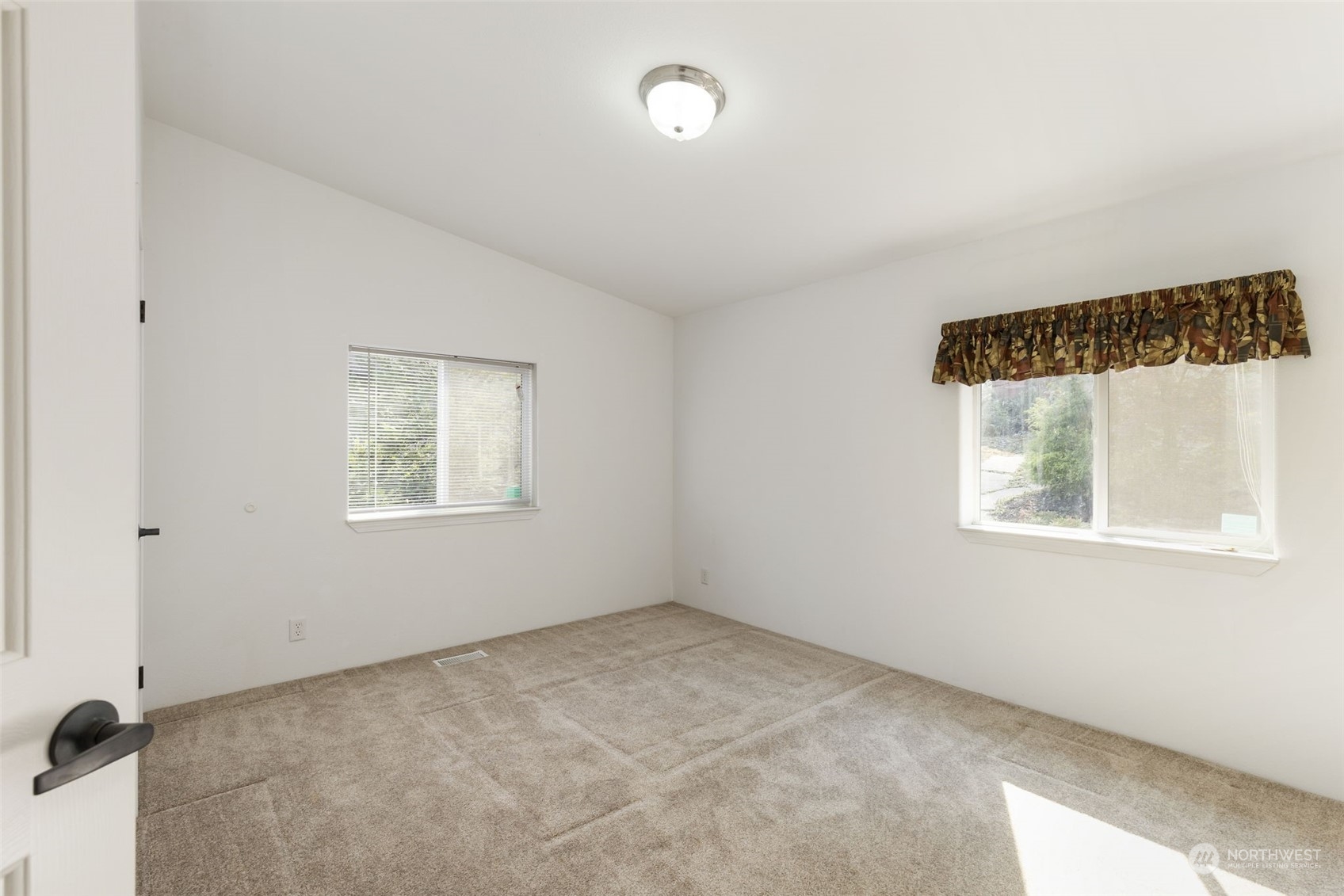 111 Northeast Raintree Lane Tahuya, WA 98588 - Photo 20 of 35 Gallery Image 20