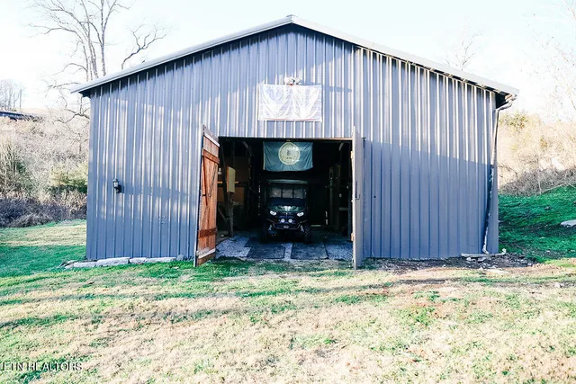 $315,000 | 2792 Middle Wallens Creek Road, Duffield, VA 24244