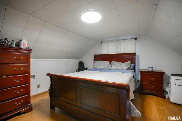 $69,900 | 2000 West Antoinette Street, Peoria, IL 61605