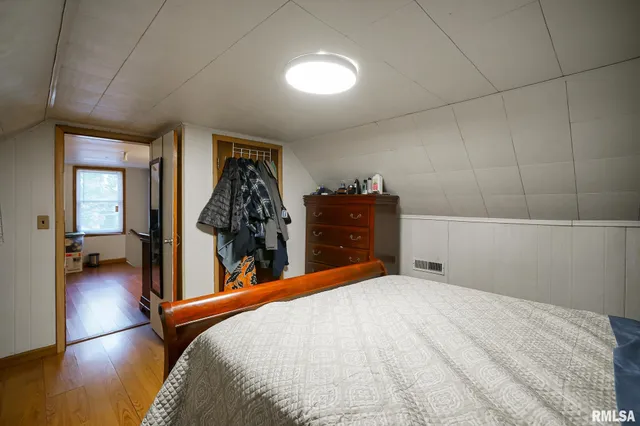 $69,900 | 2000 West Antoinette Street, Peoria, IL 61605