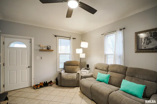 $69,900 | 2000 West Antoinette Street, Peoria, IL 61605