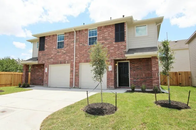 $1,525 | 13003 Bella Vida Lane, Houston, TX 77082