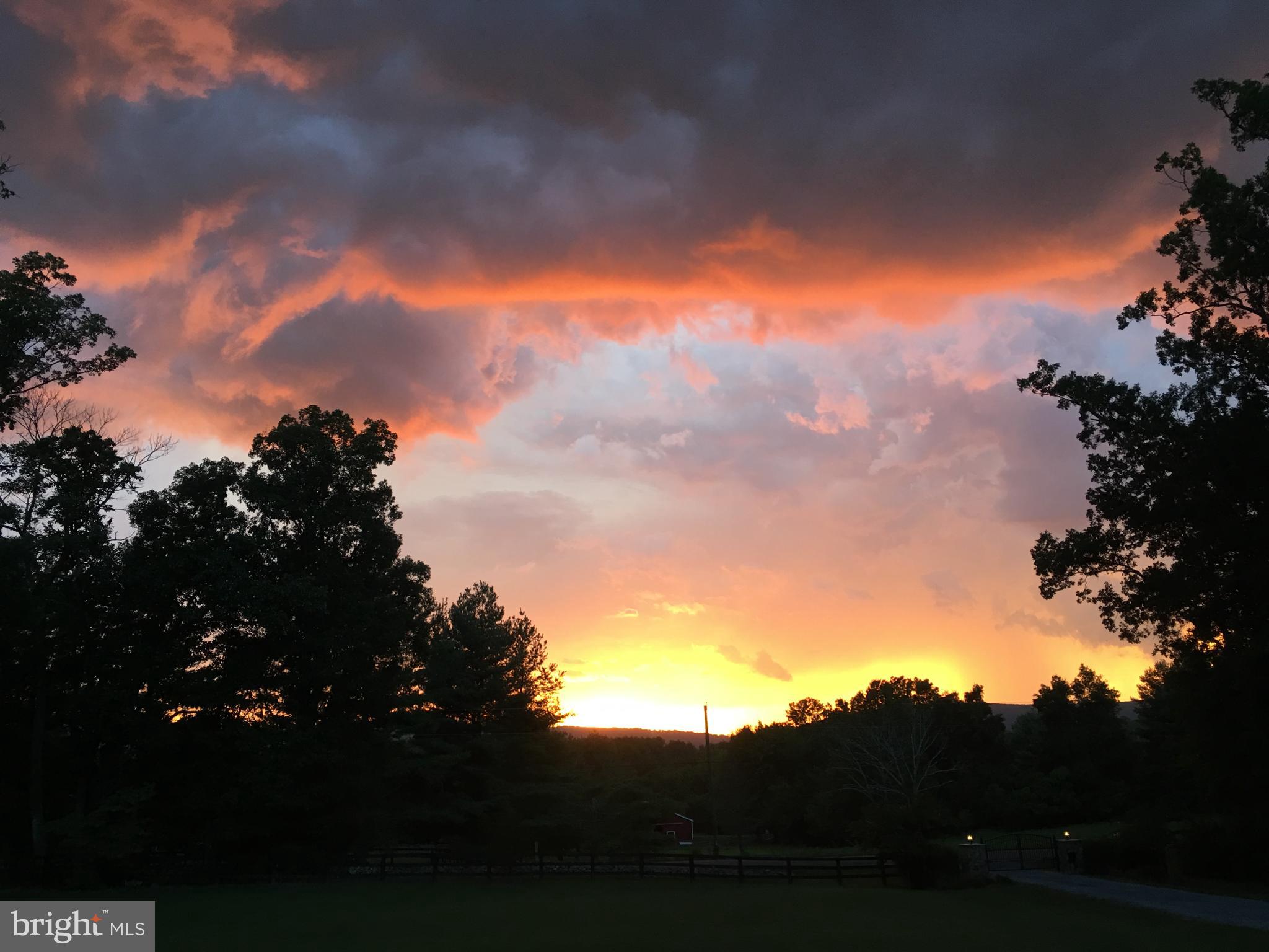 18940 Airmont Road Purcellville, VA 20132 - Photo 84 of 91 Summer Sunsets