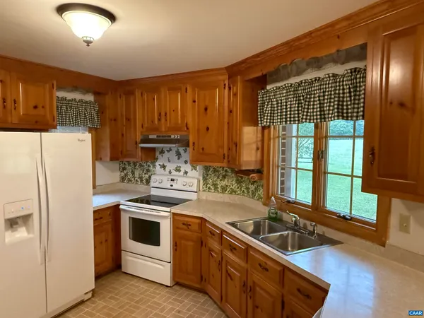 $674,797 | 5051 Shannon Hill Road, Kents Store, VA 23084