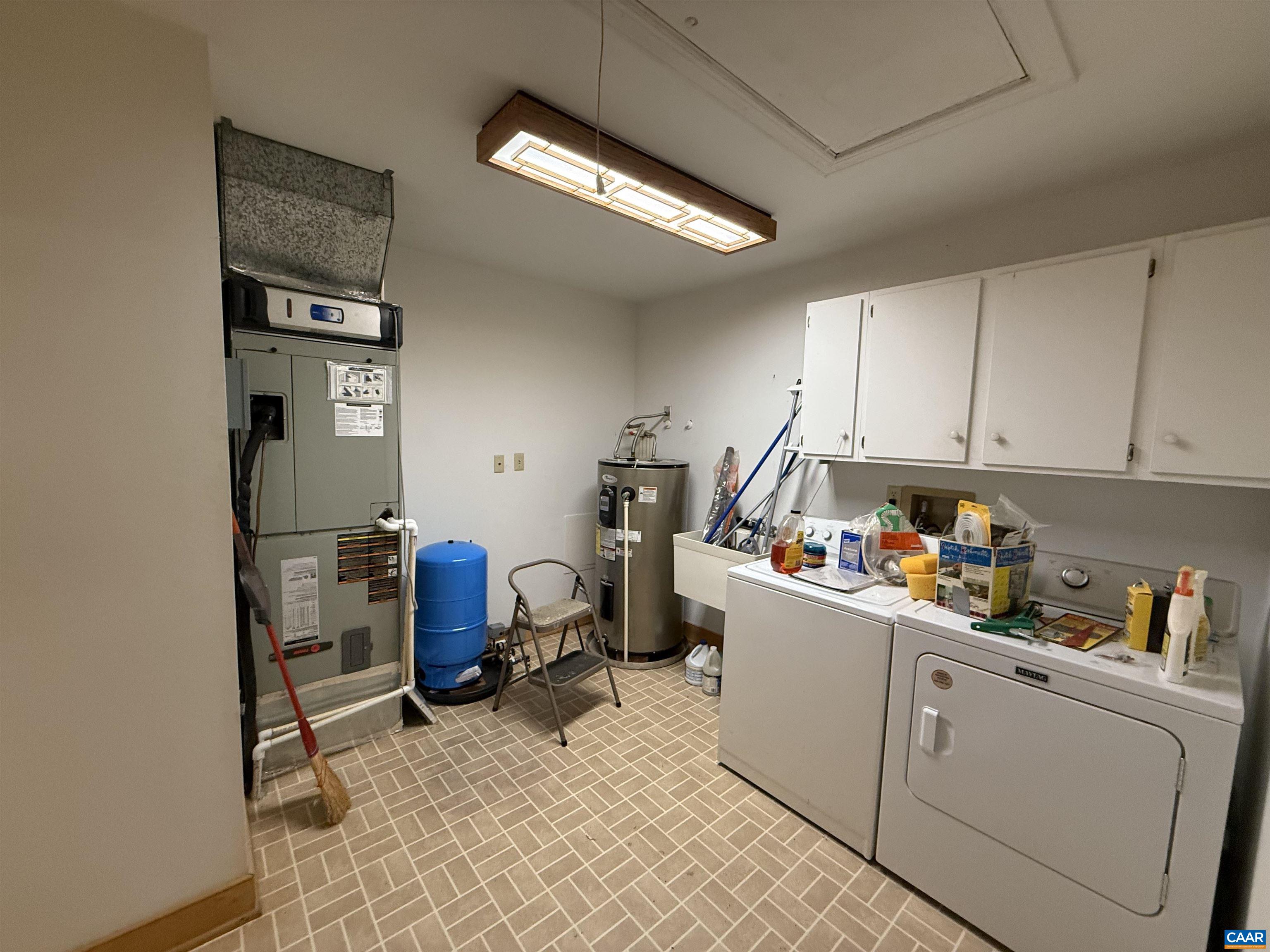 5051 Shannon Hill Road Kents Store, VA 23084 - Photo 22 of 67 Pantry/Laundry/Utility