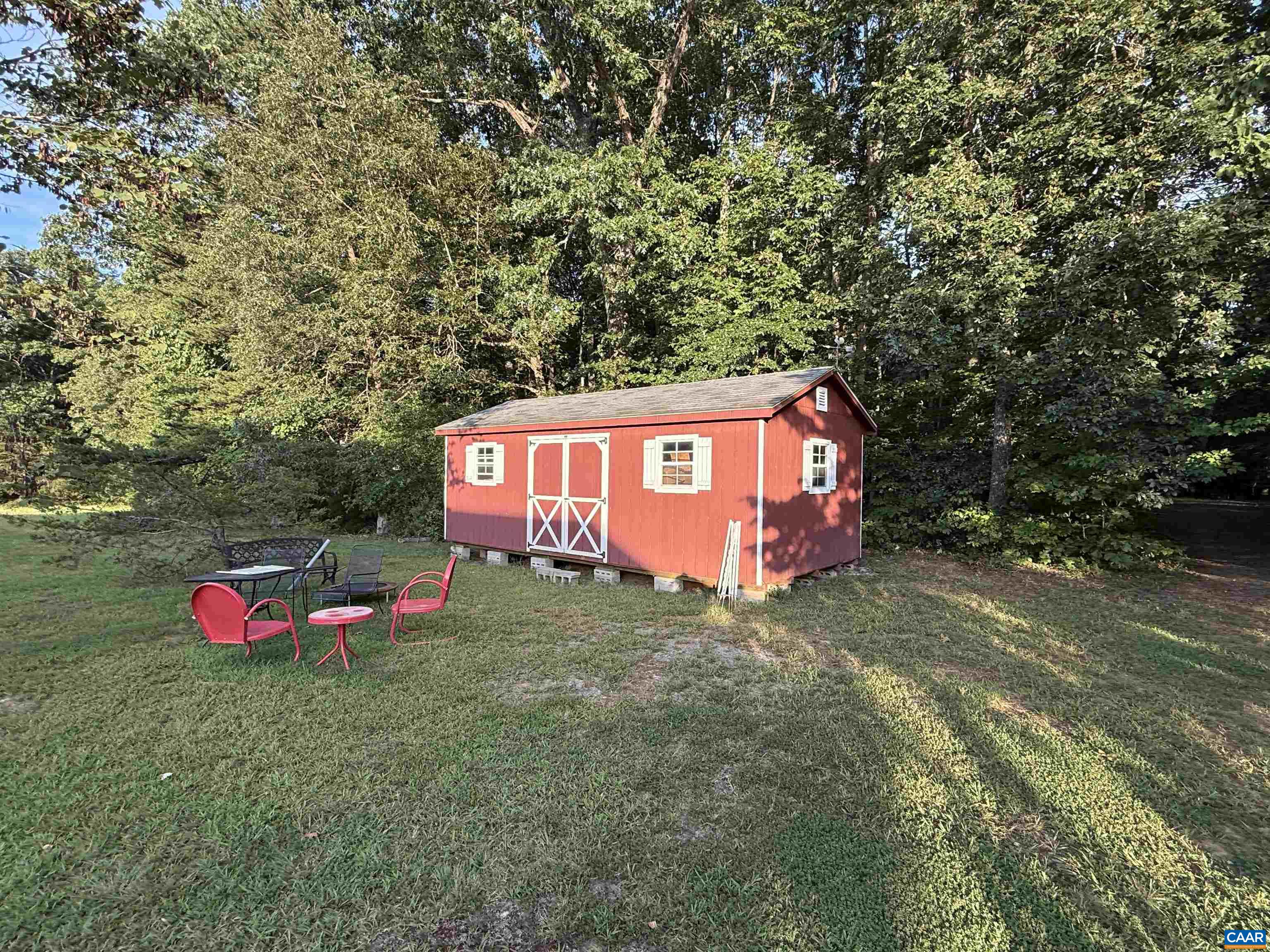 5051 Shannon Hill Road Kents Store, VA 23084 - Photo 55 of 67 Storage Shed