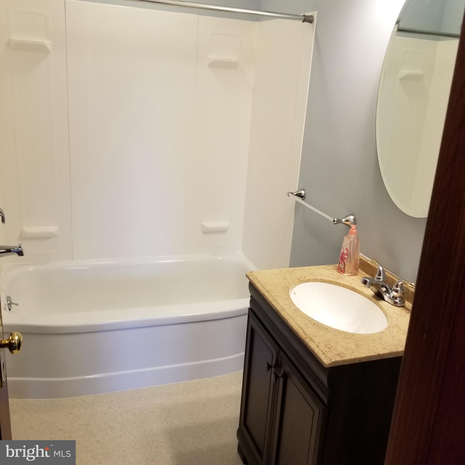 6798 Slabtown Road Waynesboro, PA 17268 - Photo 5 of 24 Bath