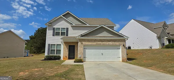 $2,200 | 7373 Ledgestone Lane, Riverdale, GA 30274