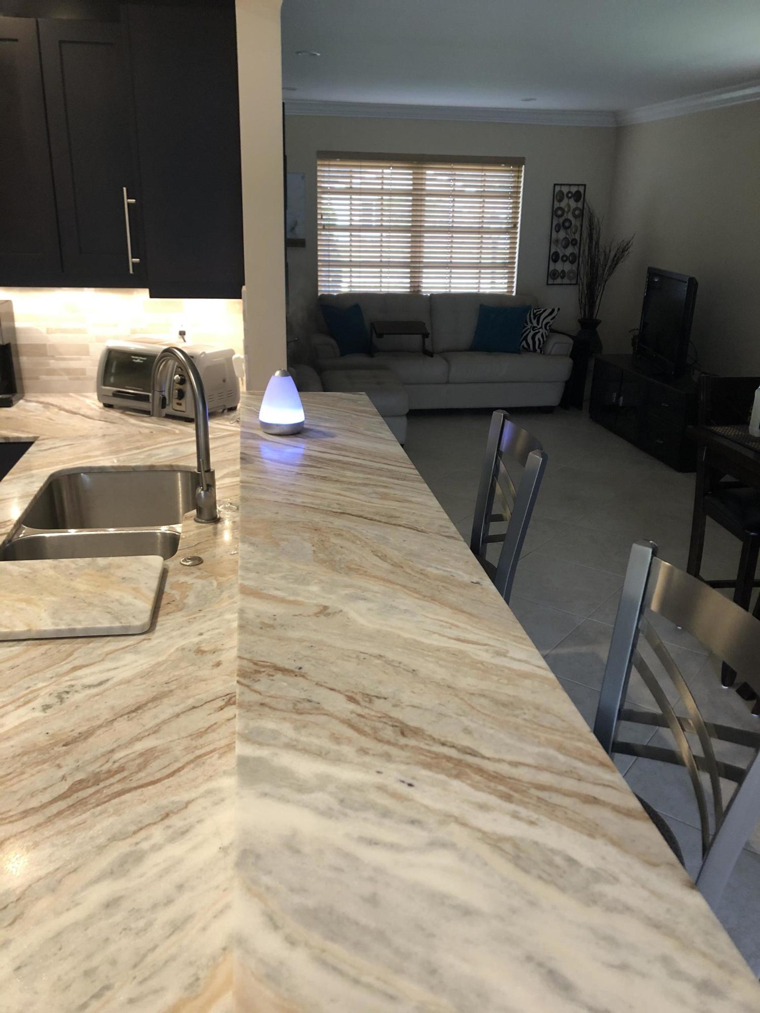 90 Southwest 5th Avenue, Unit 90 Boca Raton, FL 33432 - Photo 8 of 38 IMG_1480
