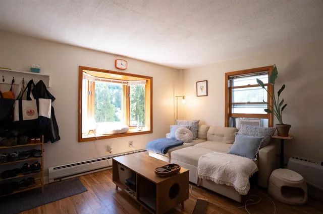 $549,000 | 101 Macrae Road, Colchester, VT 05446